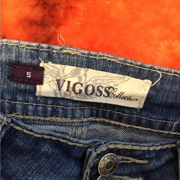 VIGOSS size 5 Jean Capri 7 pocket
2 button and zipper closure - Picture 7 of 12